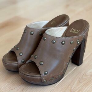 Stuart Weitzman Tan Leather Studded Open-Toe Platform Mules